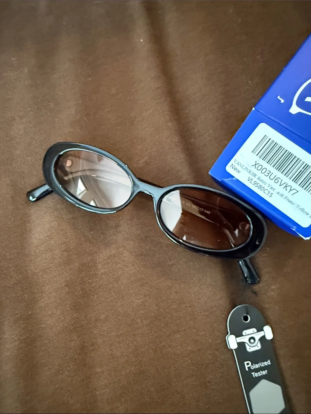 Vanlinker Oval Black Sunglasses with Brown Lenses
